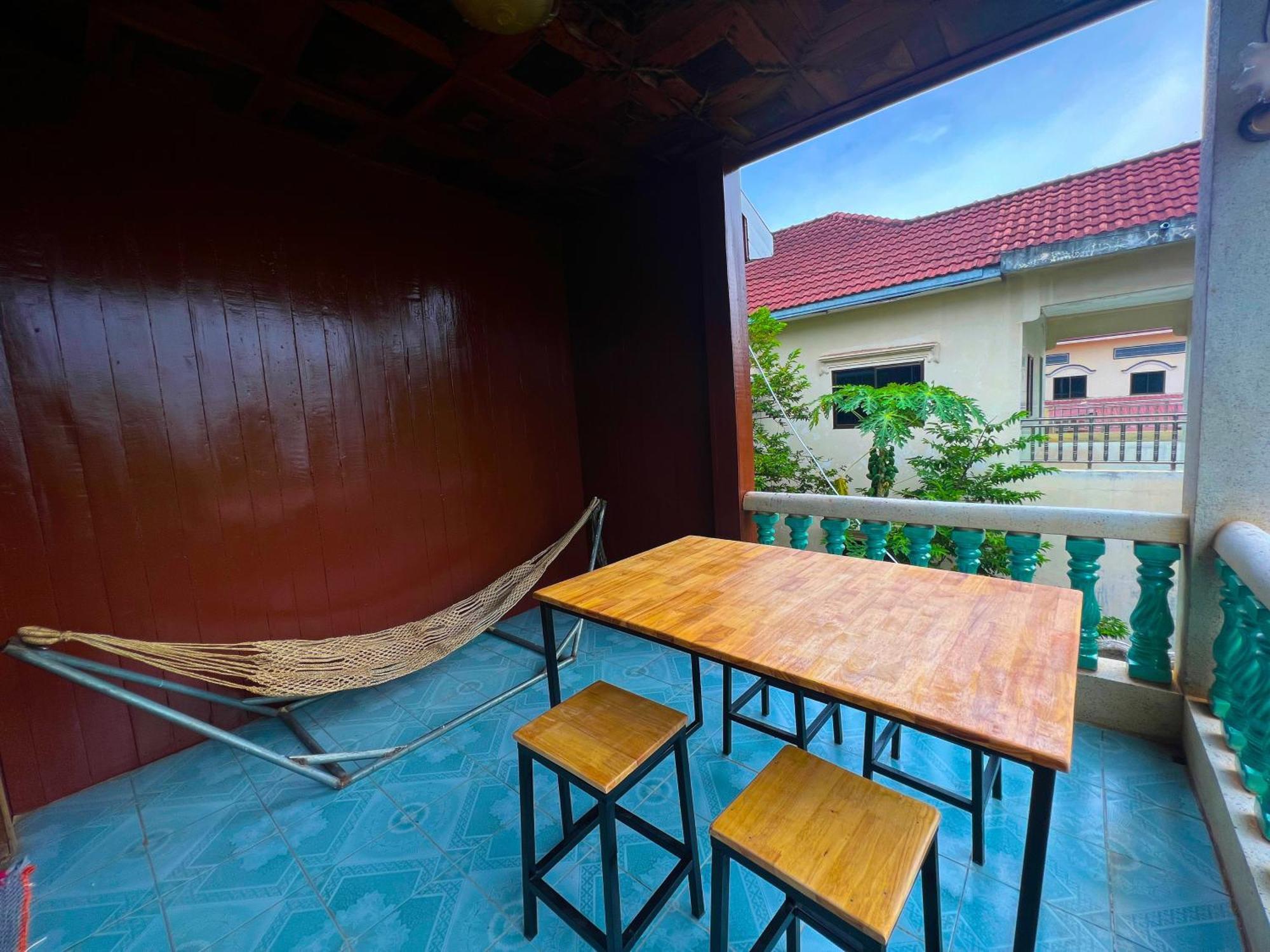 Lotus Blanc Homestay Villa Battambang Exterior foto