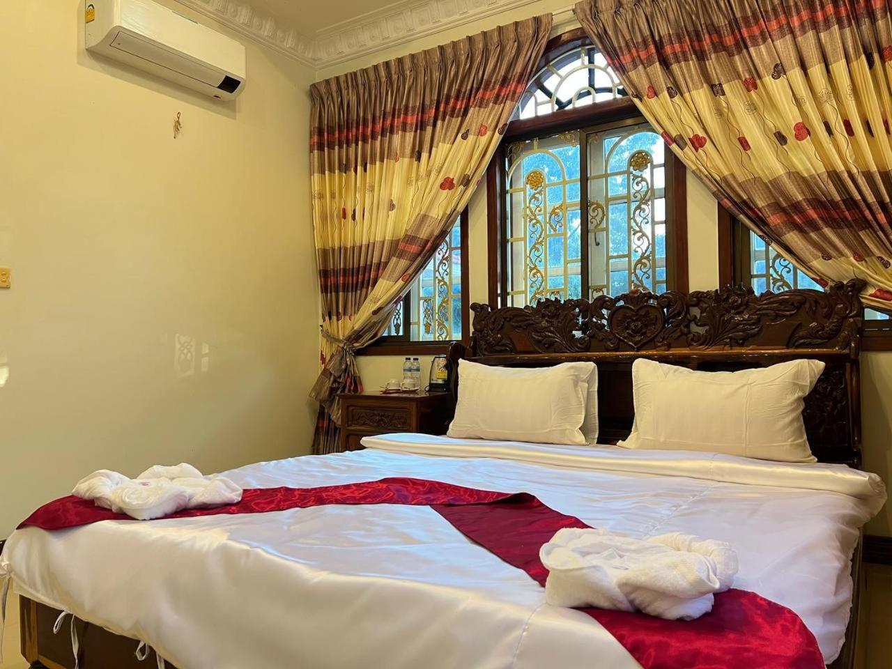 Lotus Blanc Homestay Villa Battambang Quarto foto